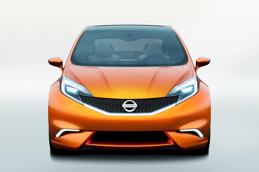  Nissan Invitation Concept 2012 года  (фото 15 из 44)